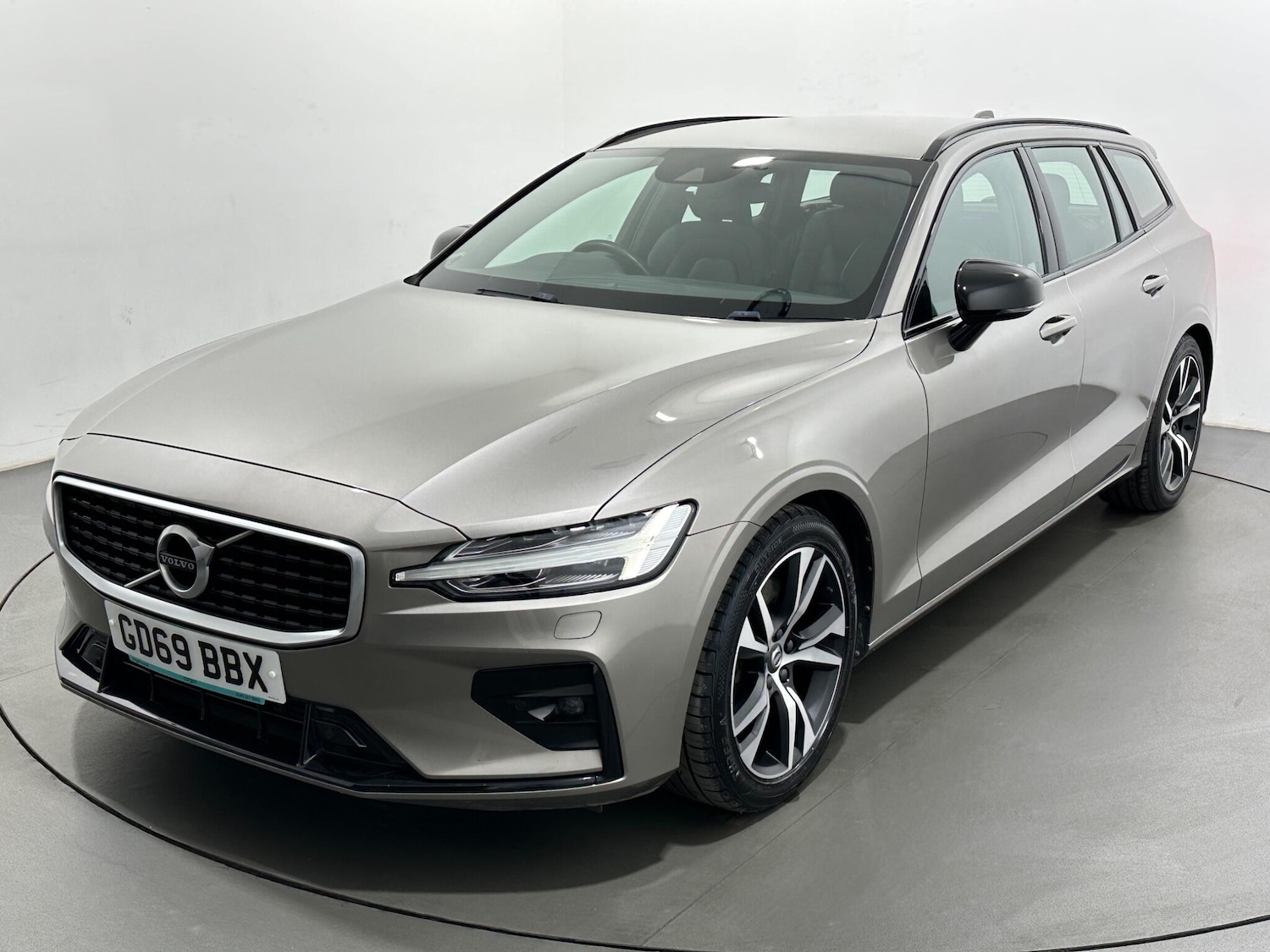 Used Volvo V60 2019 for sale - 78157452: Photo 53