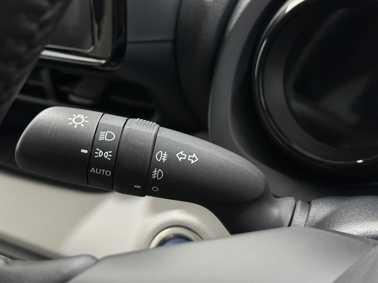 Used Toyota Yaris 2022 for sale - 76878586: Photo 12