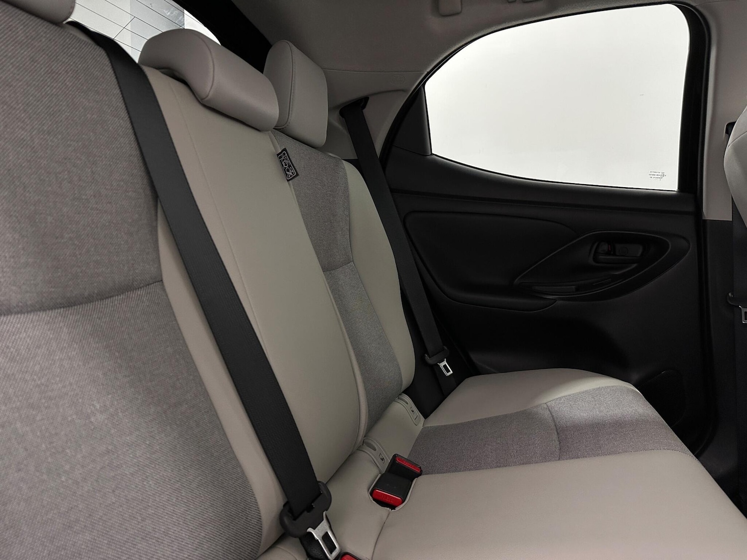 Used Toyota Yaris 2022 for sale - 76878586: Photo 37