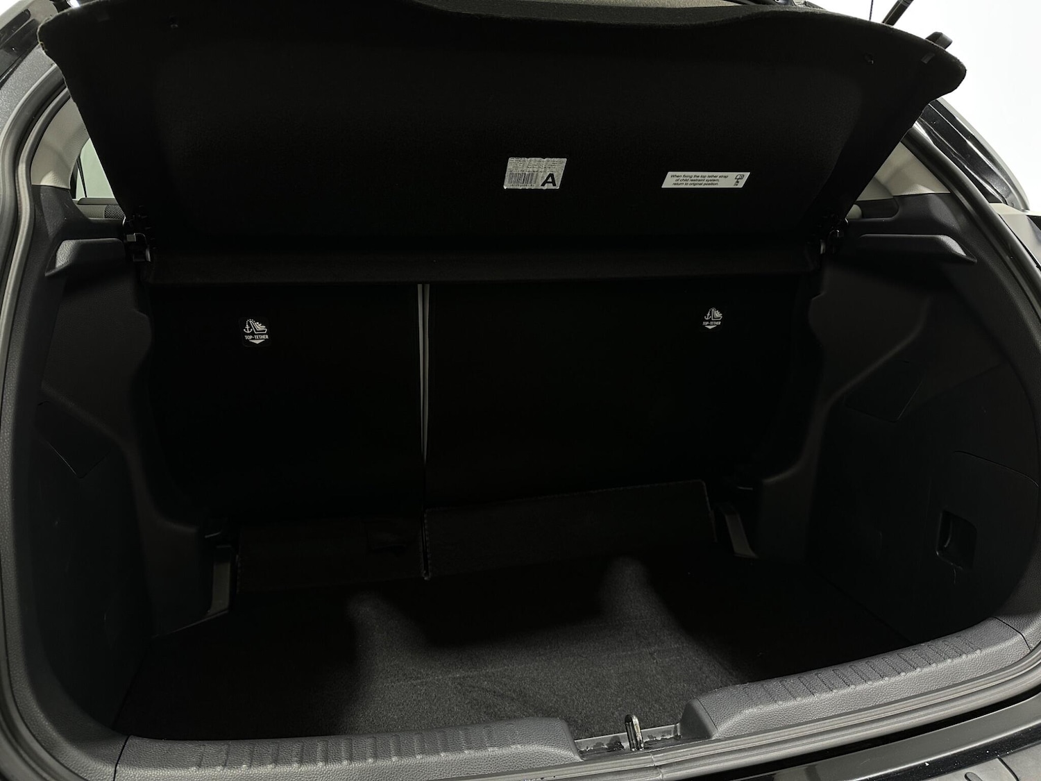 Used Toyota Yaris 2022 for sale - 76878586: Photo 42