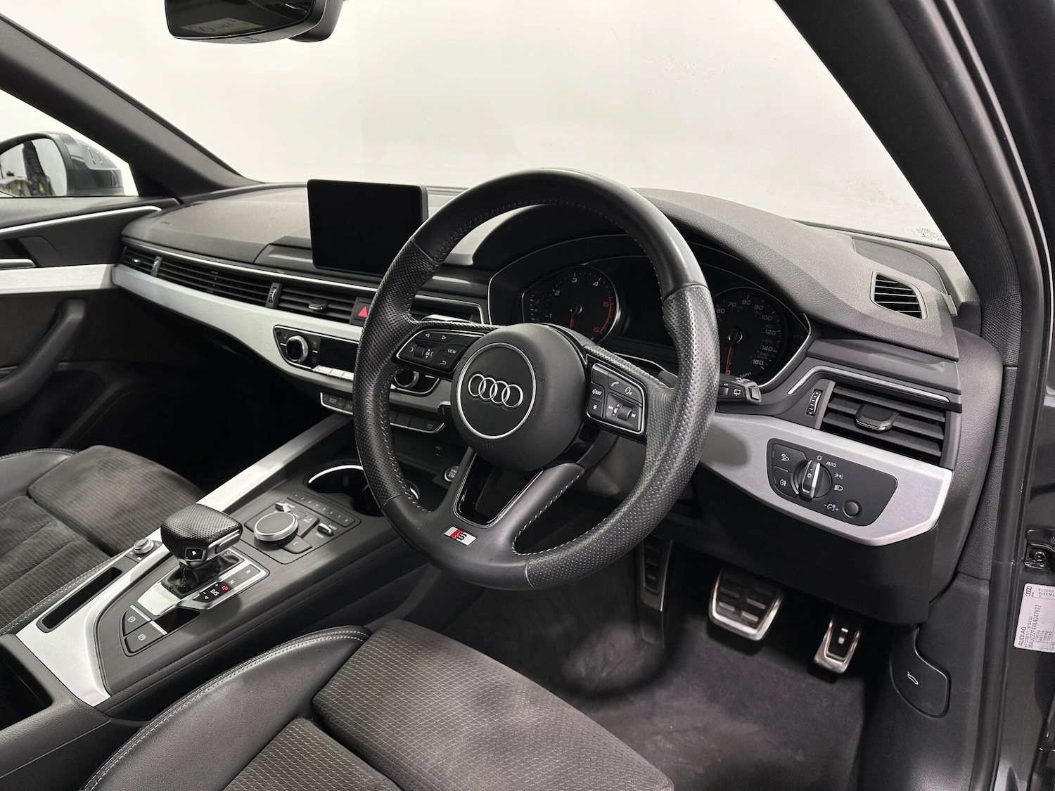 Used Audi A4 Avant for sale - 77784193: Photo 10