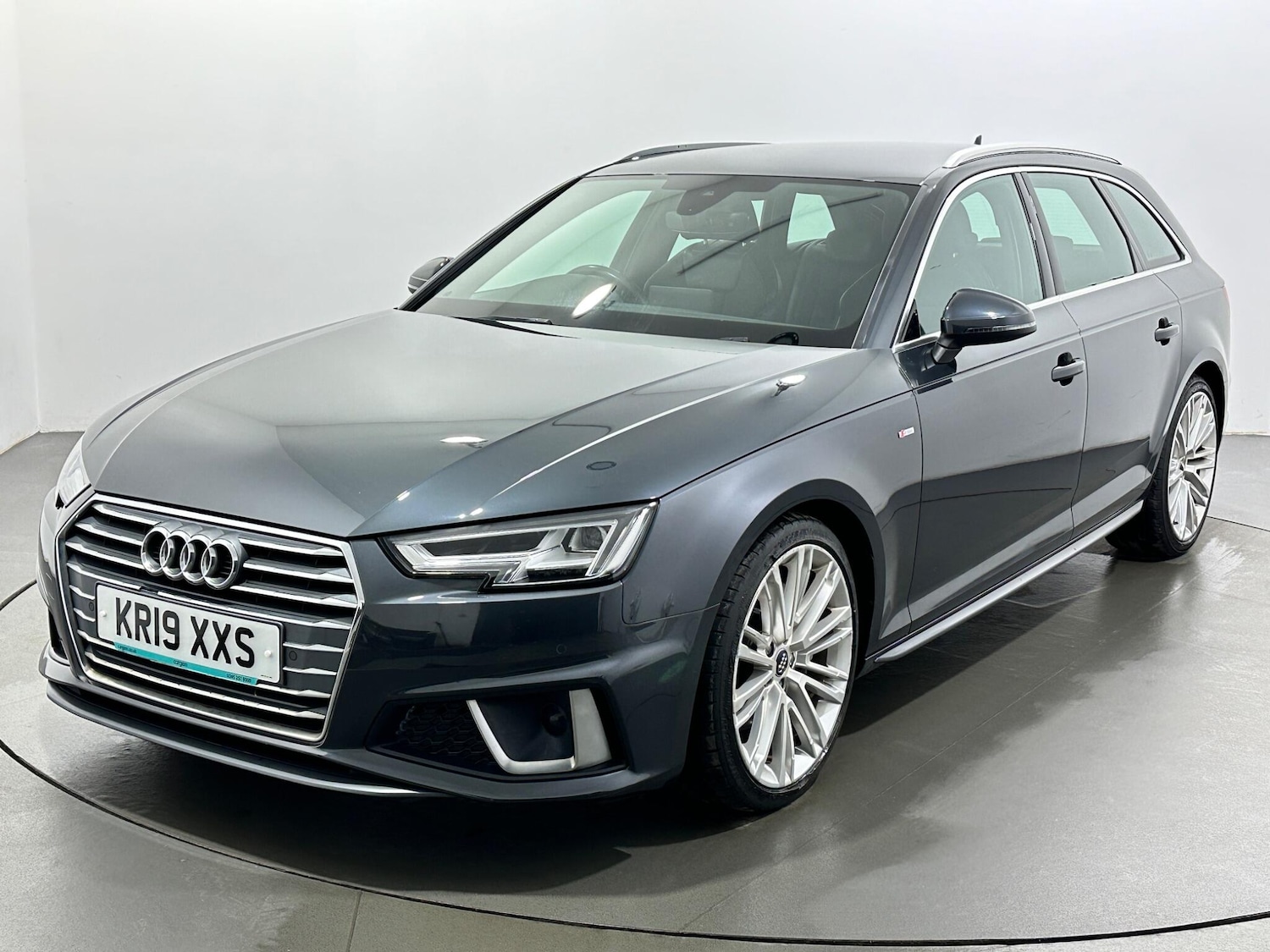 Used Audi A4 Avant for sale - 77784193: Photo 4