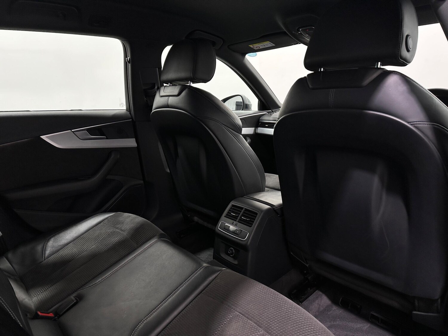 Used Audi A4 Avant for sale - 77784193: Photo 42