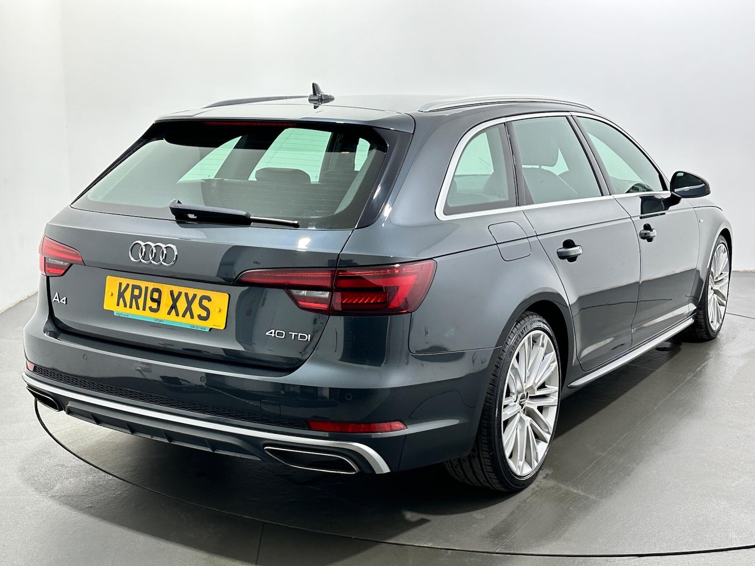 Used Audi A4 Avant for sale - 77784193: Photo 8