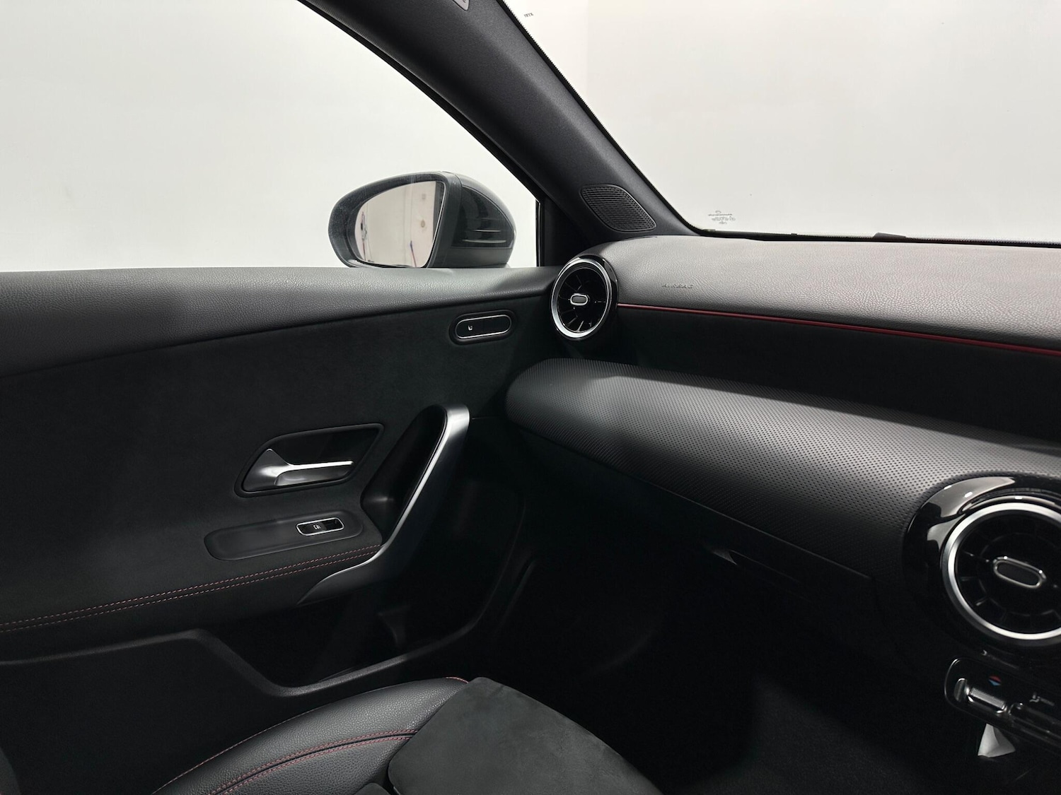 Used Mercedes-Benz A-Class for sale - 77977696: Photo 28