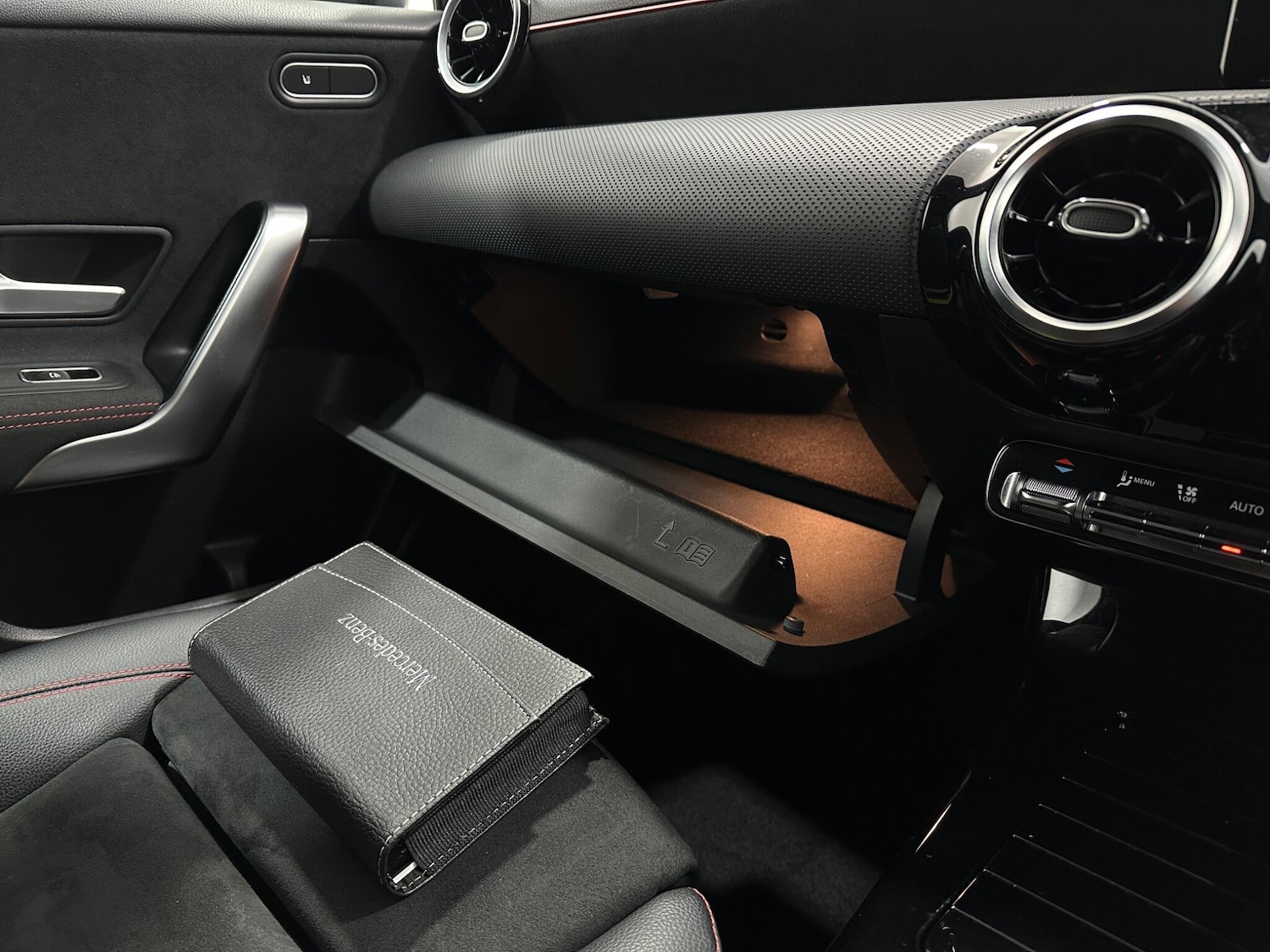 Used Mercedes-Benz A-Class for sale - 77977696: Photo 29