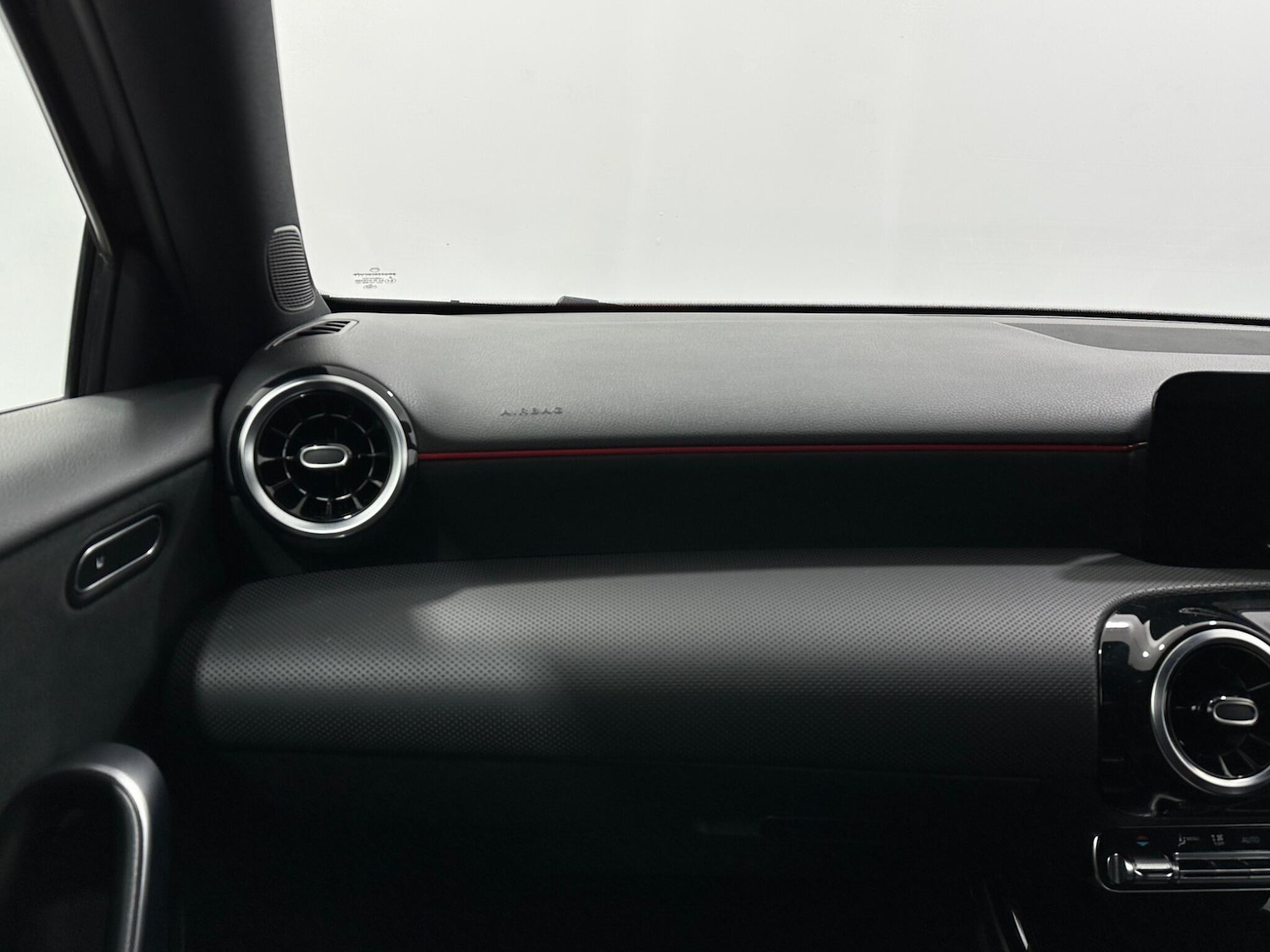 Used Mercedes-Benz A-Class for sale - 77977696: Photo 30