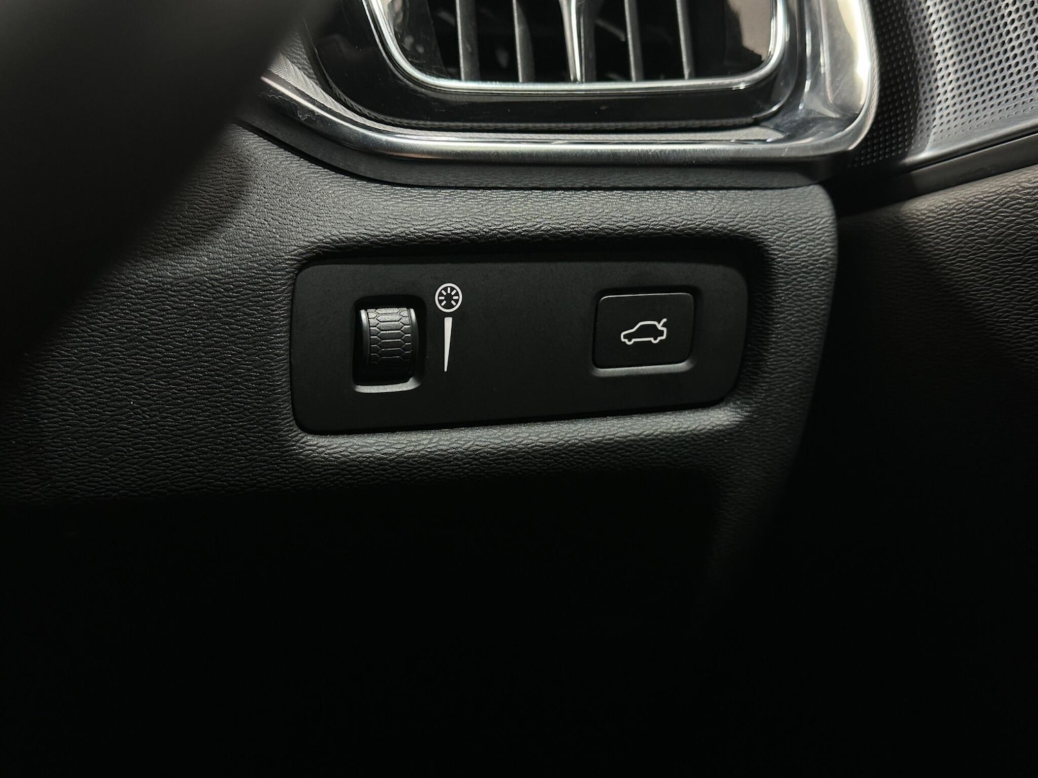 Used Volvo S60 2019 for sale - 77565025: Photo 18