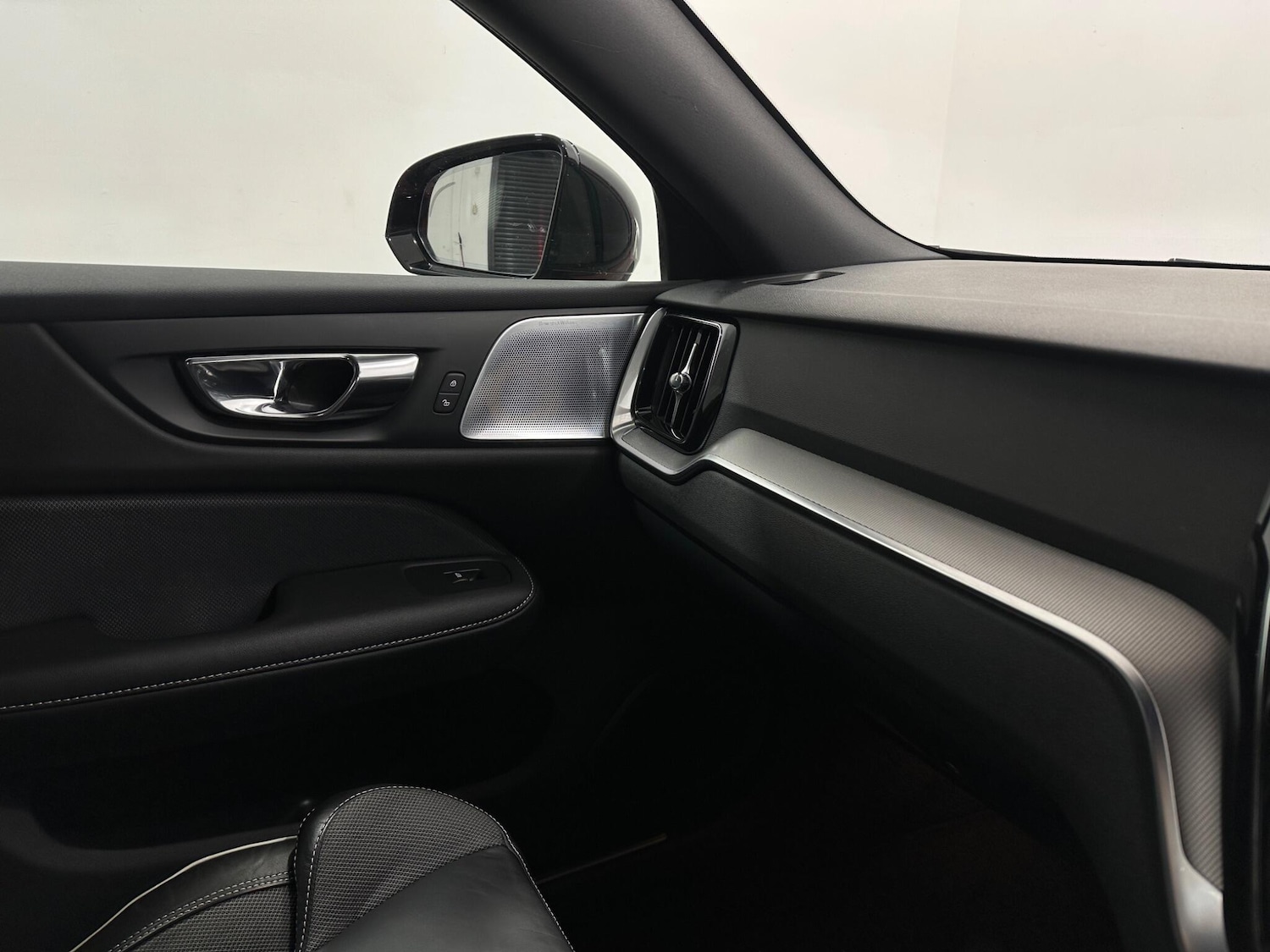 Used Volvo S60 2019 for sale - 77565025: Photo 31