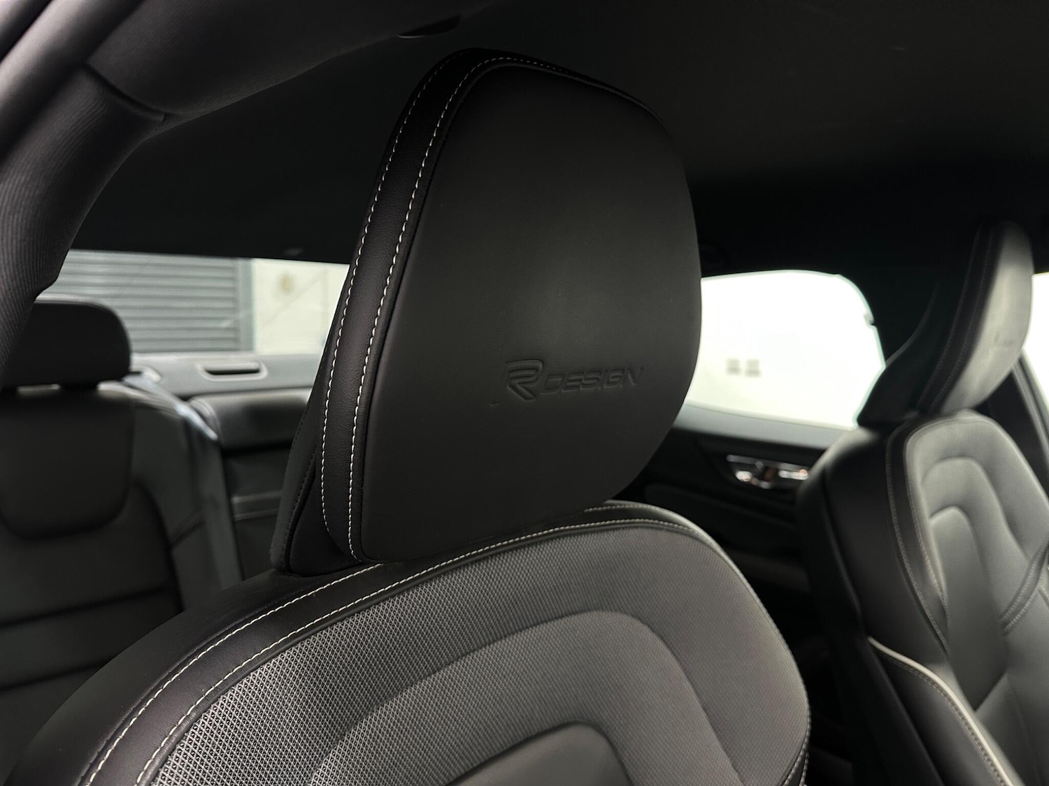 Used Volvo S60 2019 for sale - 77565025: Photo 37