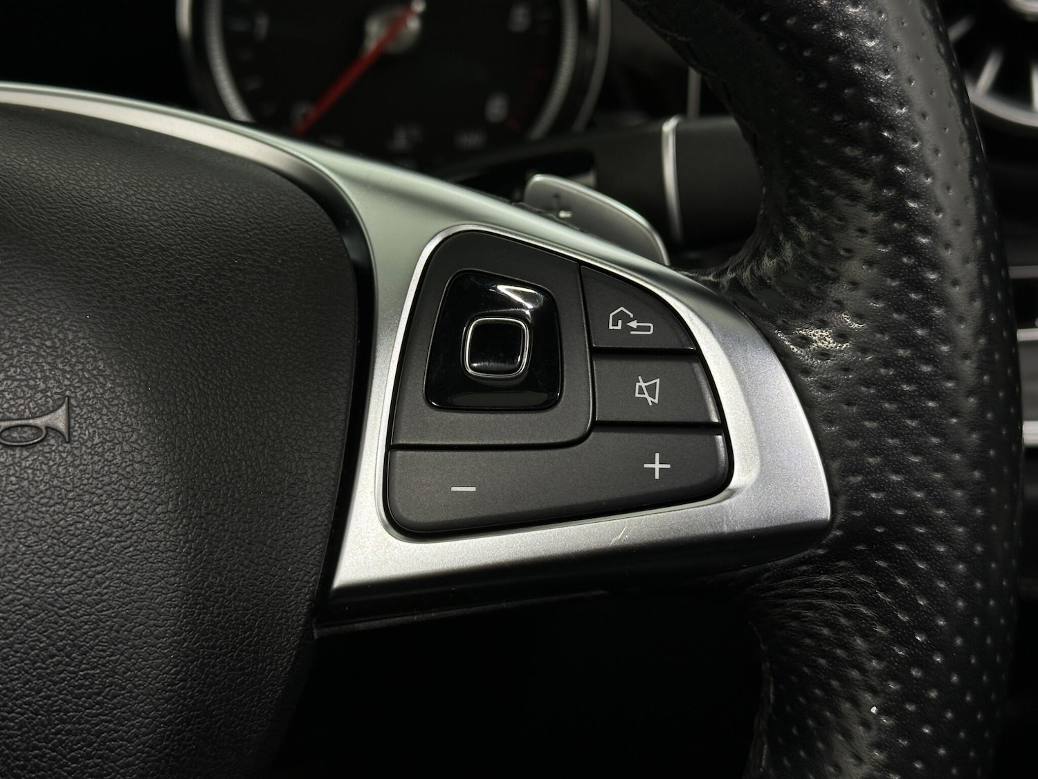 Used Mercedes-Benz E Class 2018 for sale - 77097992: Photo 15