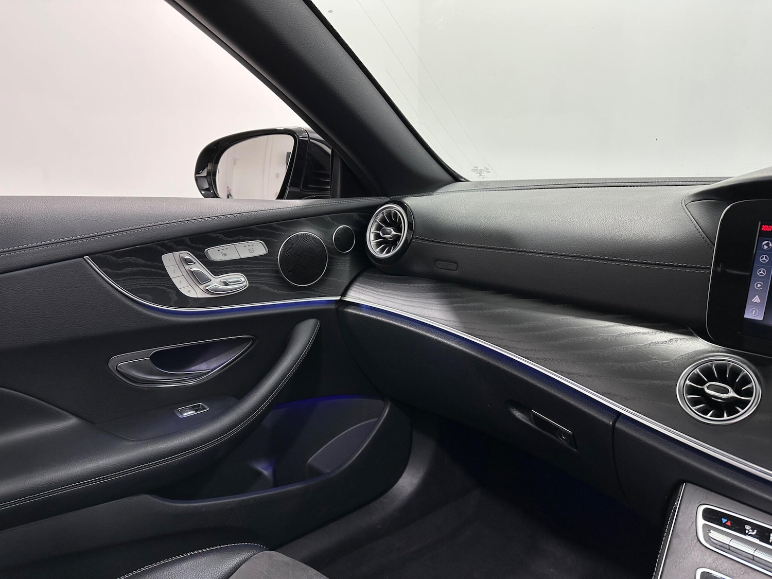 Used Mercedes-Benz E Class 2018 for sale - 77097992: Photo 28