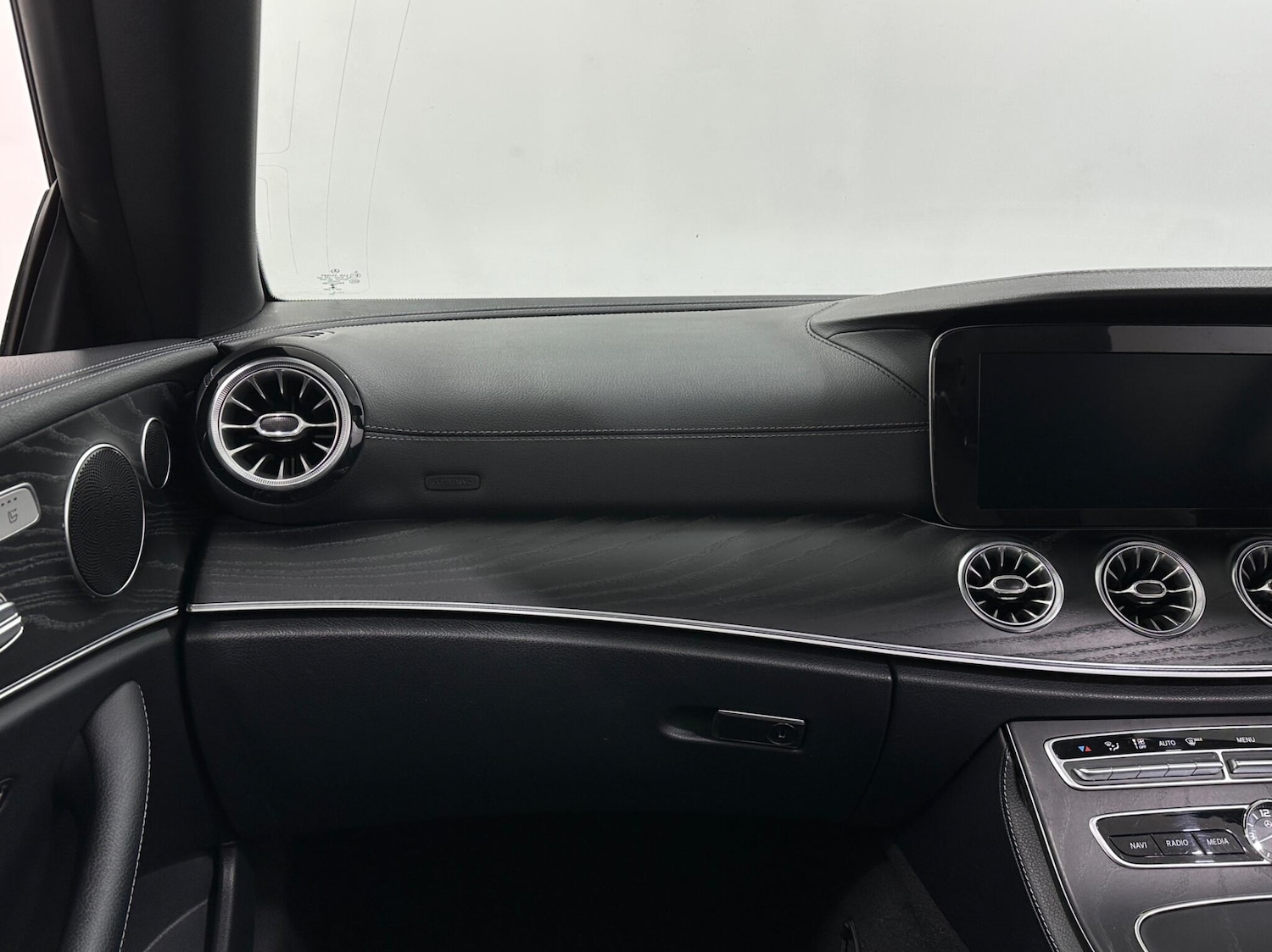 Used Mercedes-Benz E Class 2018 for sale - 77097992: Photo 30