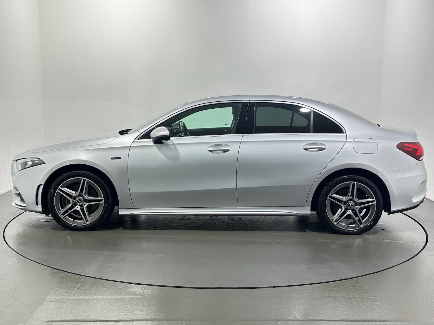 Used Mercedes-Benz A-Class 2020 for sale - 77229856: Photo 5