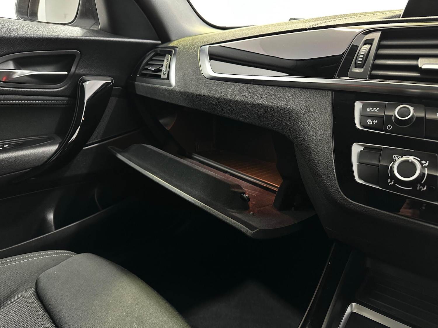 Used BMW 1 Series 2018 for sale - 77633578: Photo 27