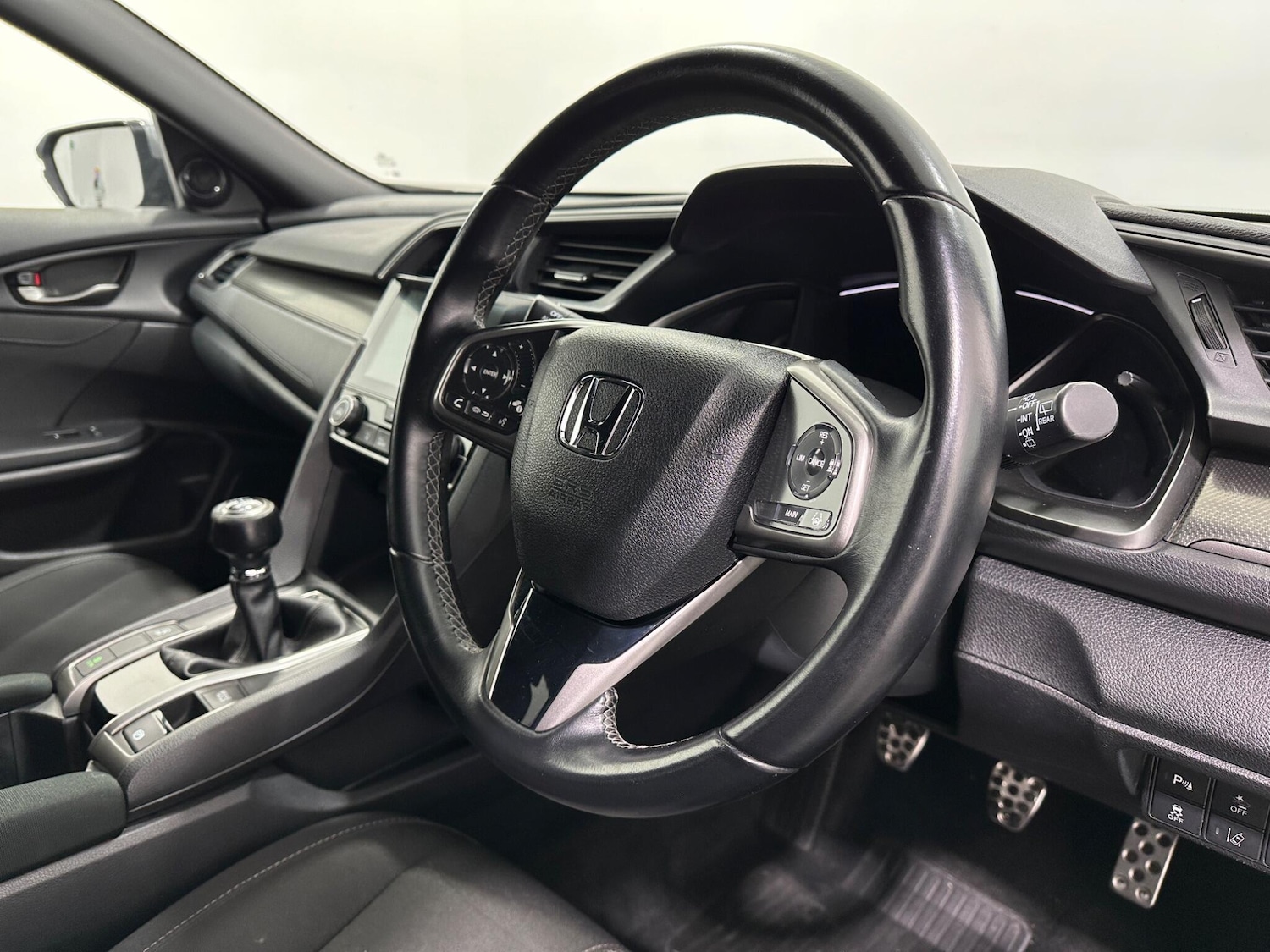 Used Honda Civic 2018 for sale - 76913321: Photo 10