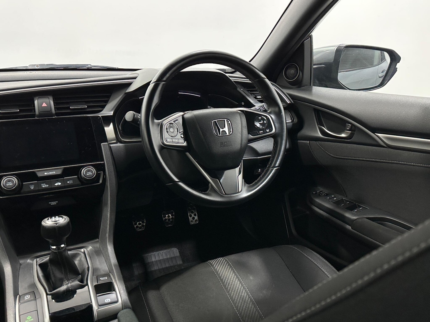 Used Honda Civic 2018 for sale - 76913321: Photo 11