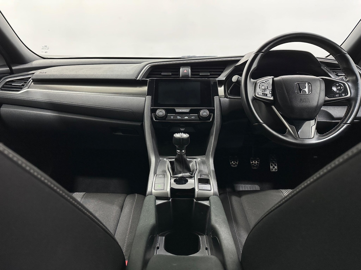 Used Honda Civic 2018 for sale - 76913321: Photo 18