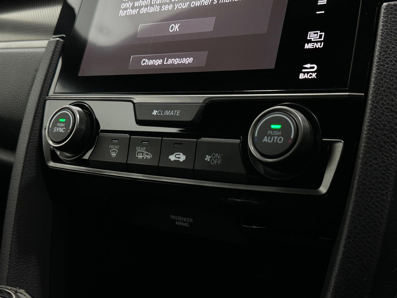 Used Honda Civic 2018 for sale - 76913321: Photo 20