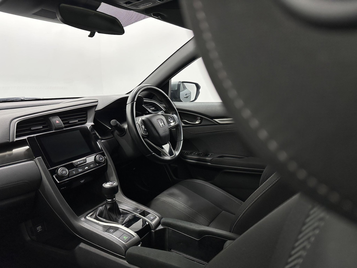 Used Honda Civic 2018 for sale - 76913321: Photo 26