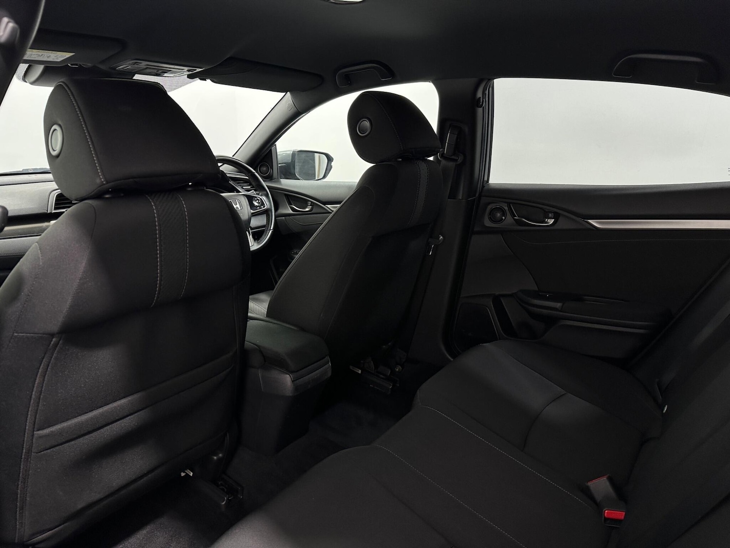 Used Honda Civic 2018 for sale - 76913321: Photo 33