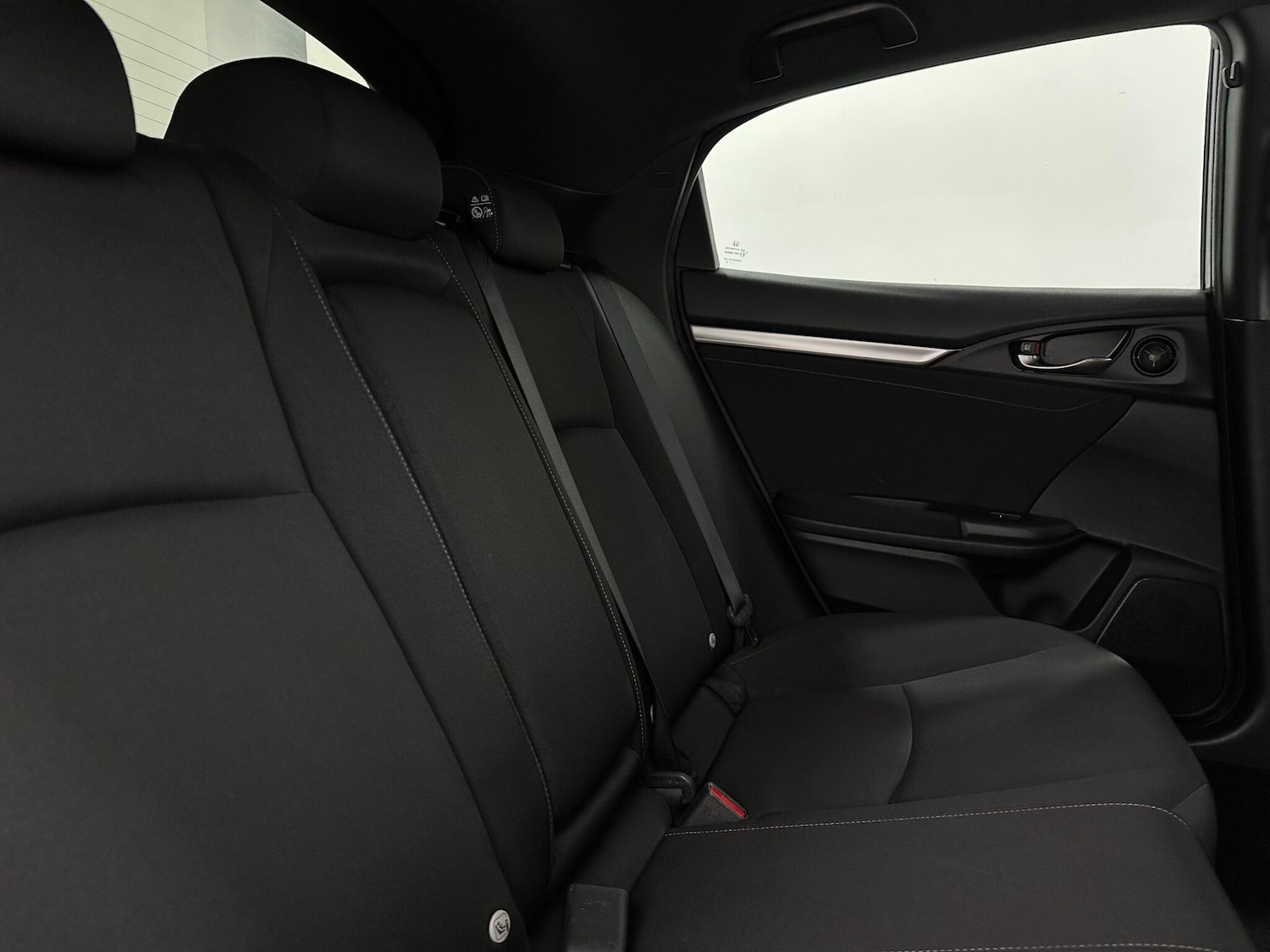 Used Honda Civic 2018 for sale - 76913321: Photo 37