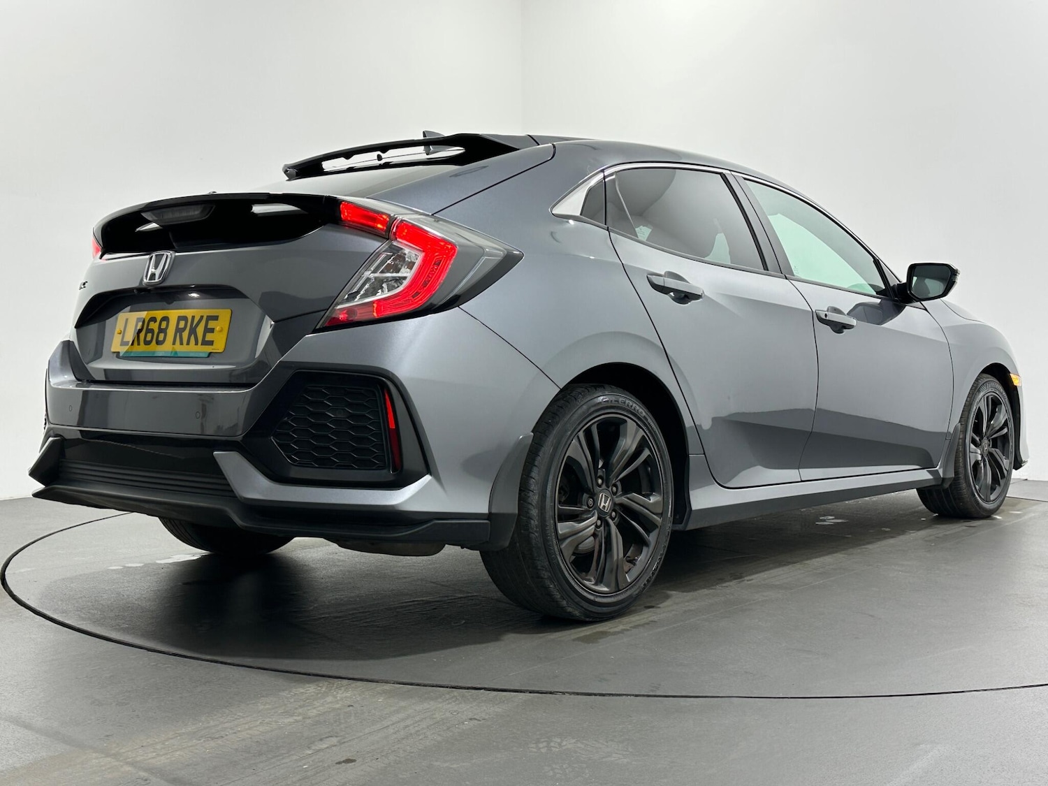 Used Honda Civic 2018 for sale - 76913321: Photo 43