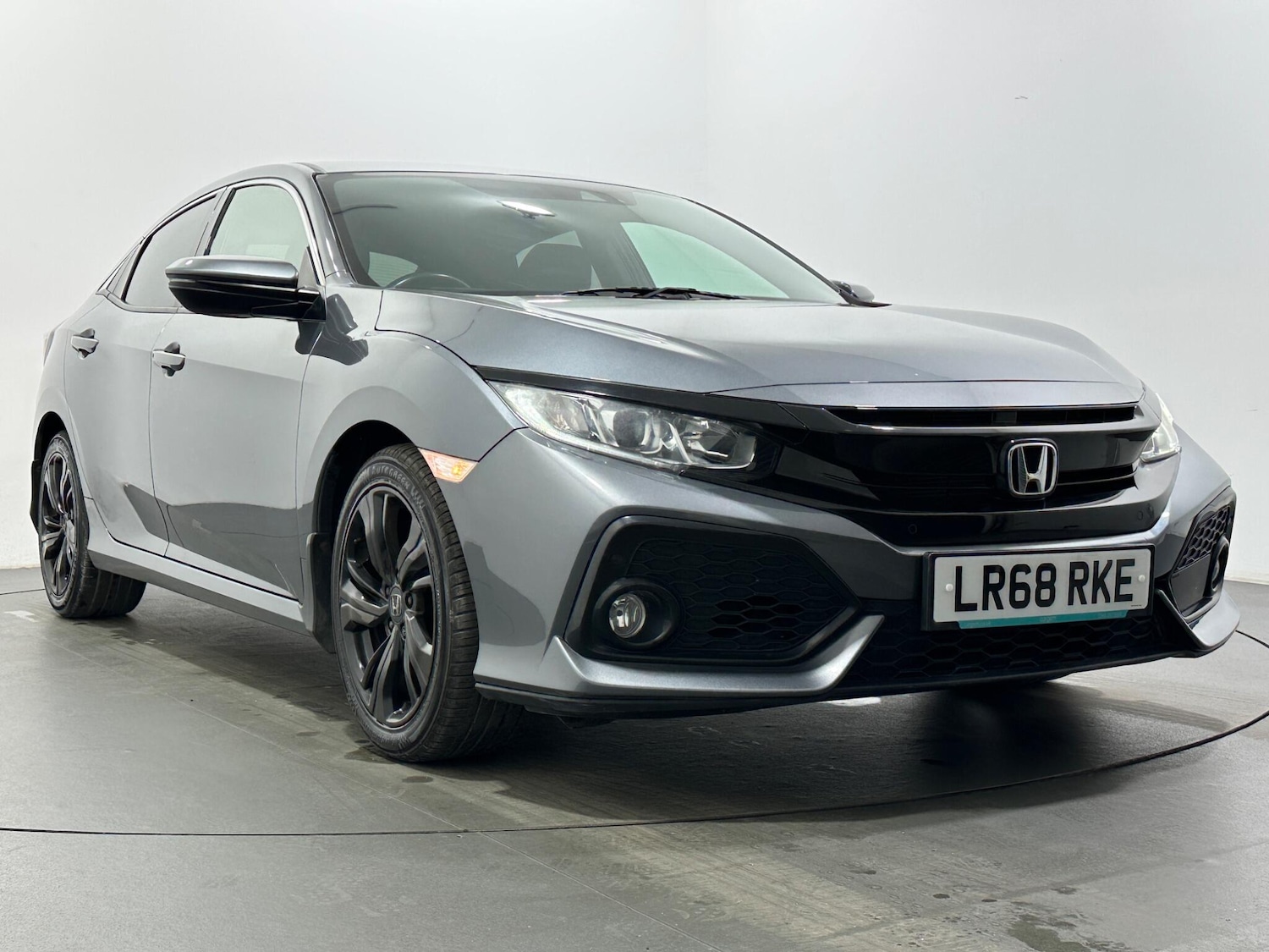 Used Honda Civic 2018 for sale - 76913321: Photo 47