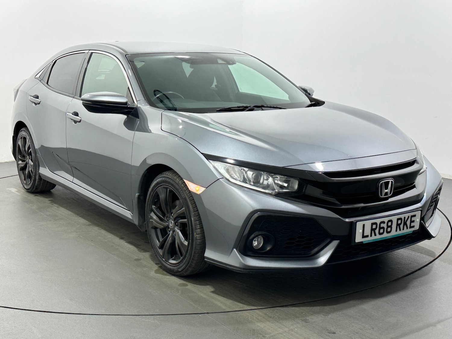 Used Honda Civic 2018 for sale - 76913321: Photo 48