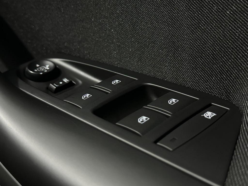 Used Vauxhall Astra 2025 for sale - 76878667: Photo 18