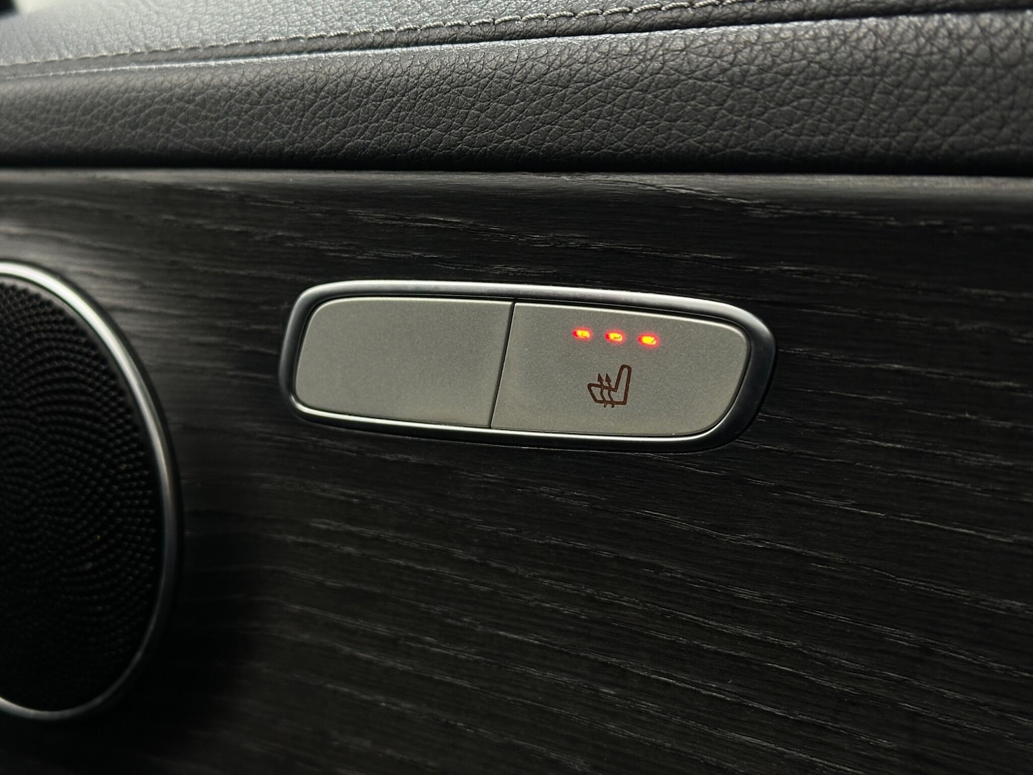 Used Mercedes-Benz C Class 2018 for sale - 76878459: Photo 17