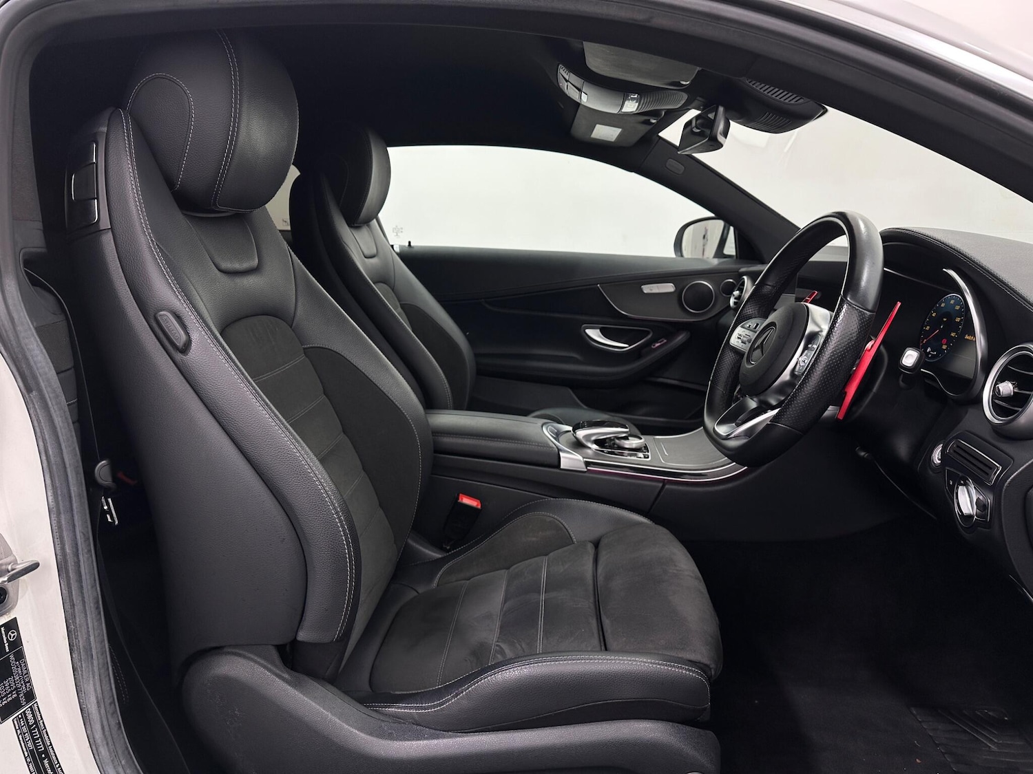 Used Mercedes-Benz C Class 2018 for sale - 76878459: Photo 28