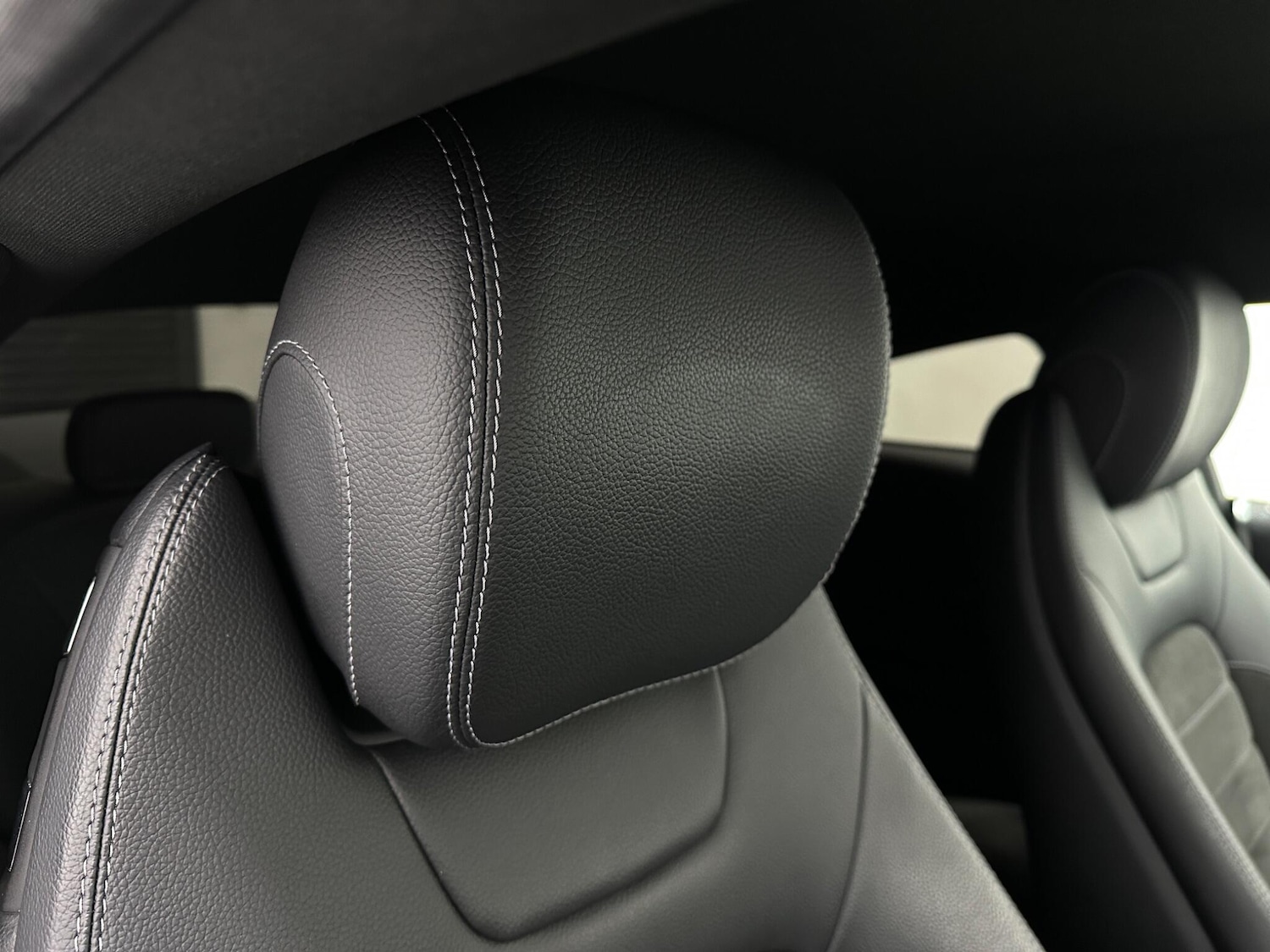 Used Mercedes-Benz C Class 2018 for sale - 76878459: Photo 30