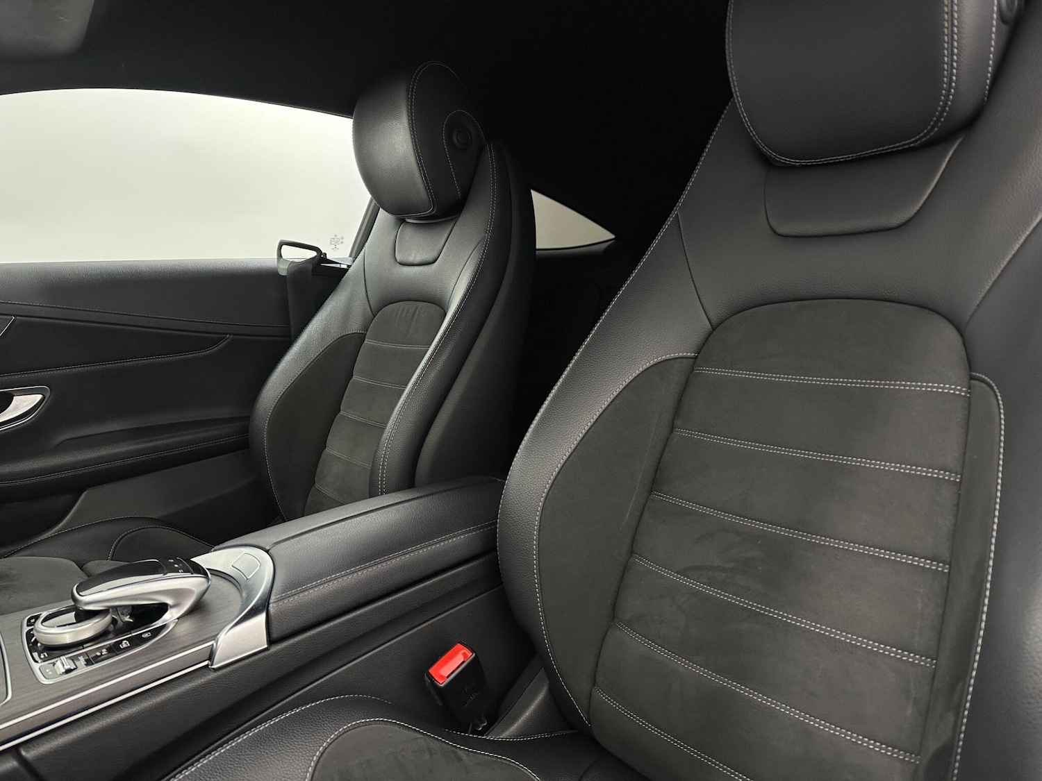 Used Mercedes-Benz C Class 2018 for sale - 76878459: Photo 33