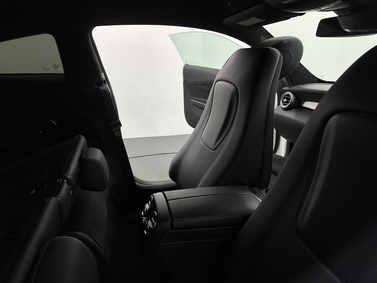 Used Mercedes-Benz C Class 2018 for sale - 76878459: Photo 40