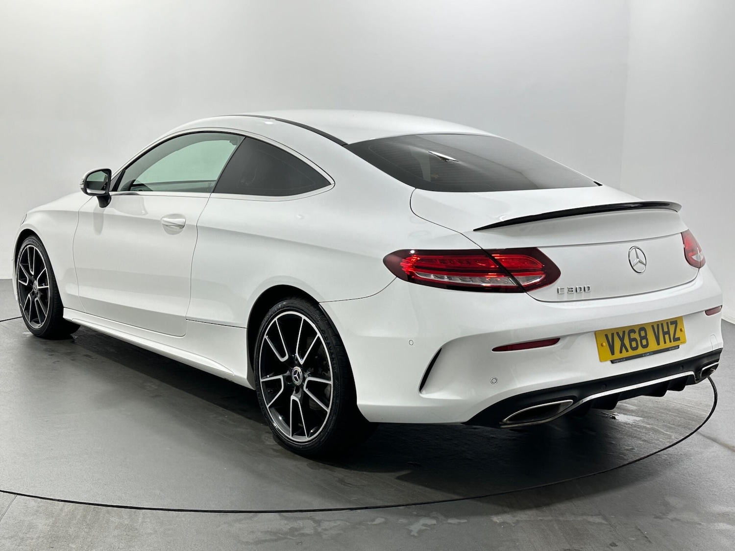 Used Mercedes-Benz C Class 2018 for sale - 76878459: Photo 6