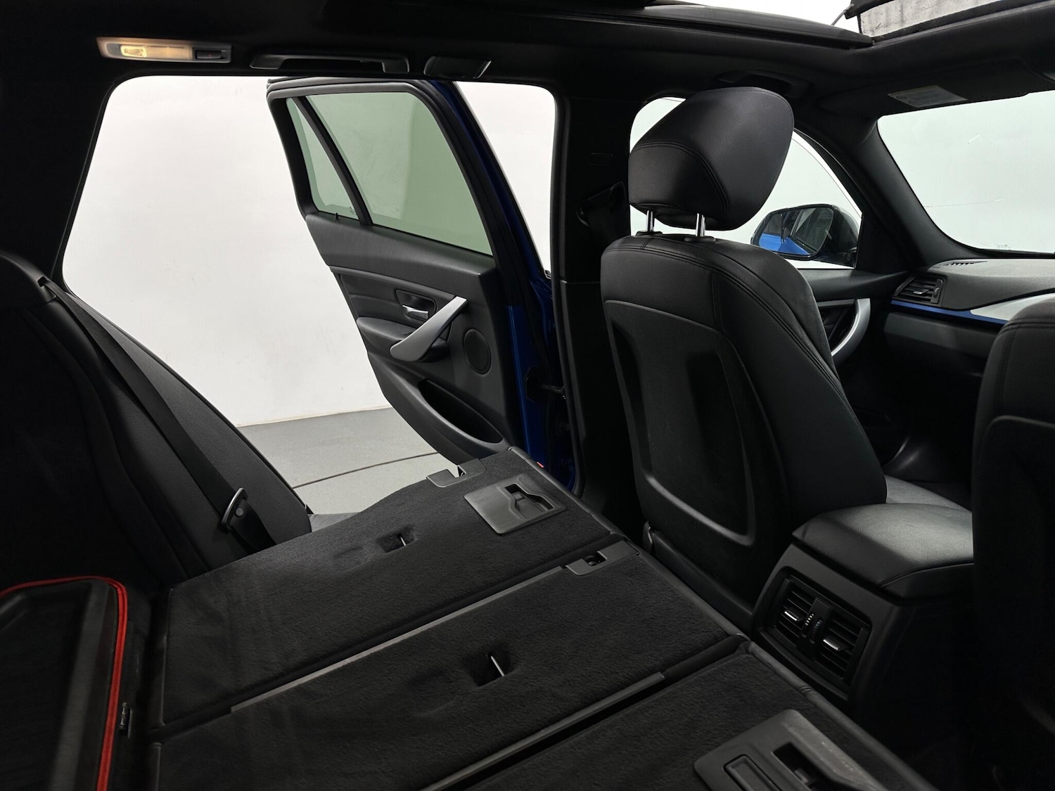 Used BMW 3 Series 2013 for sale - 76965383: Photo 44