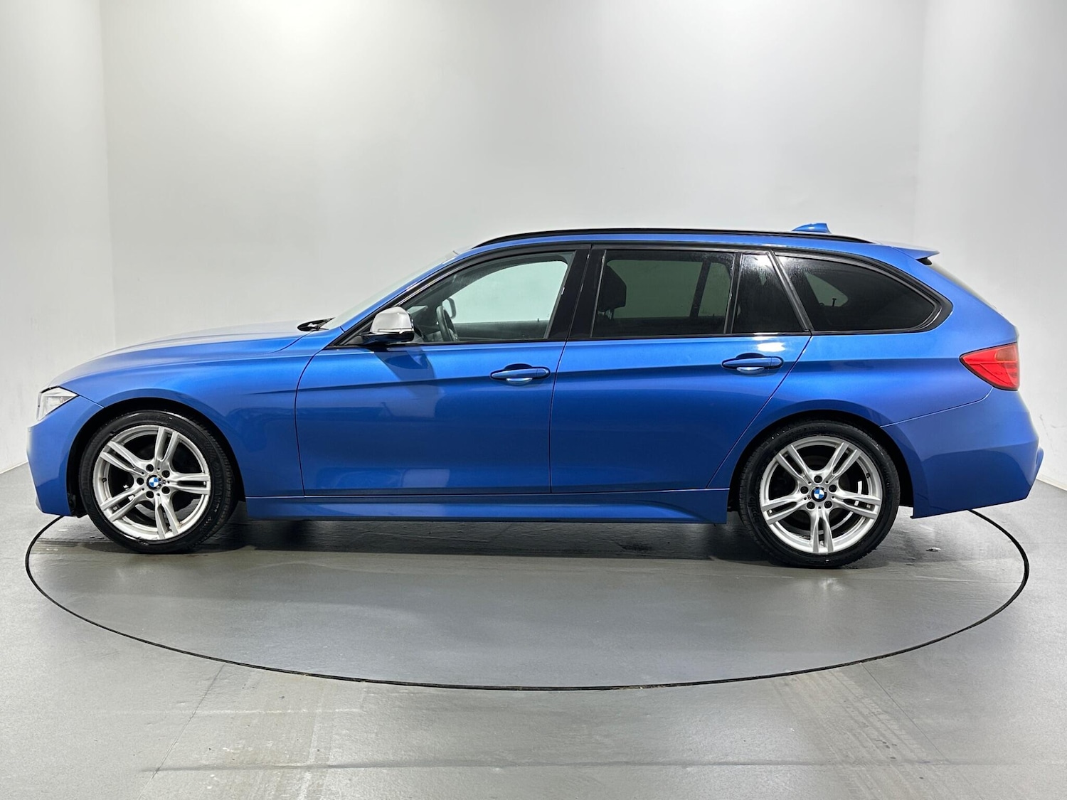 Used BMW 3 Series 2013 for sale - 76965383: Photo 5