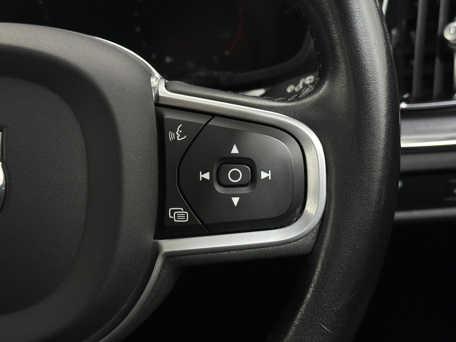 Used Volvo V60 2020 for sale - 77497109: Photo 16