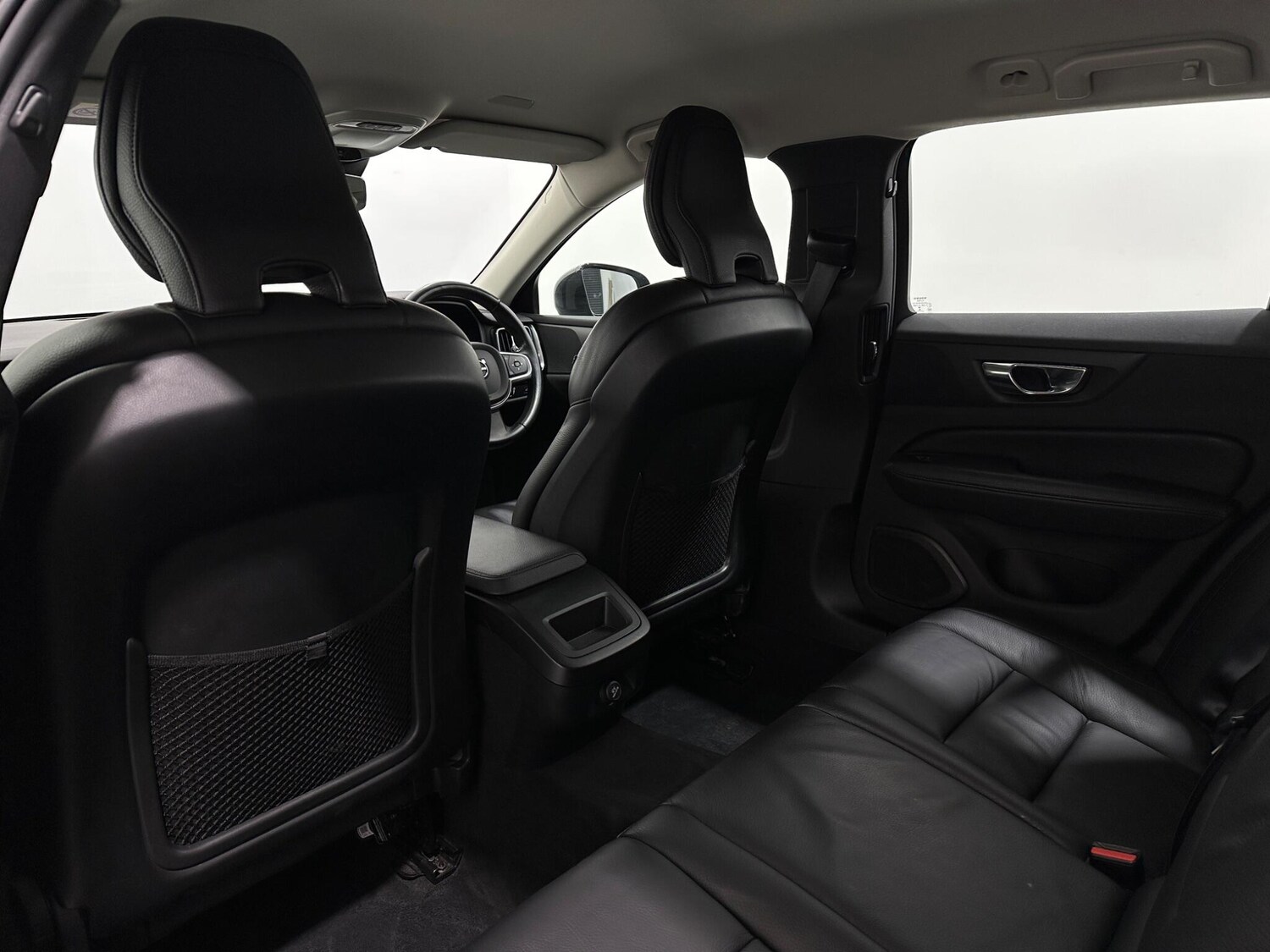 Used Volvo V60 2020 for sale - 77497109: Photo 38