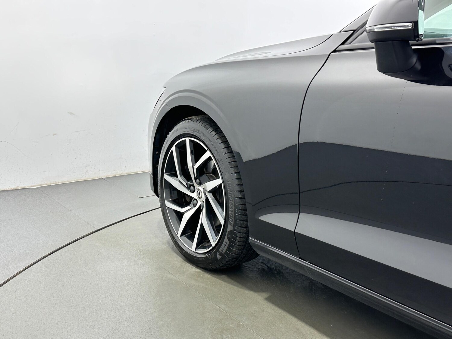 Used Volvo V60 2020 for sale - 77497109: Photo 51