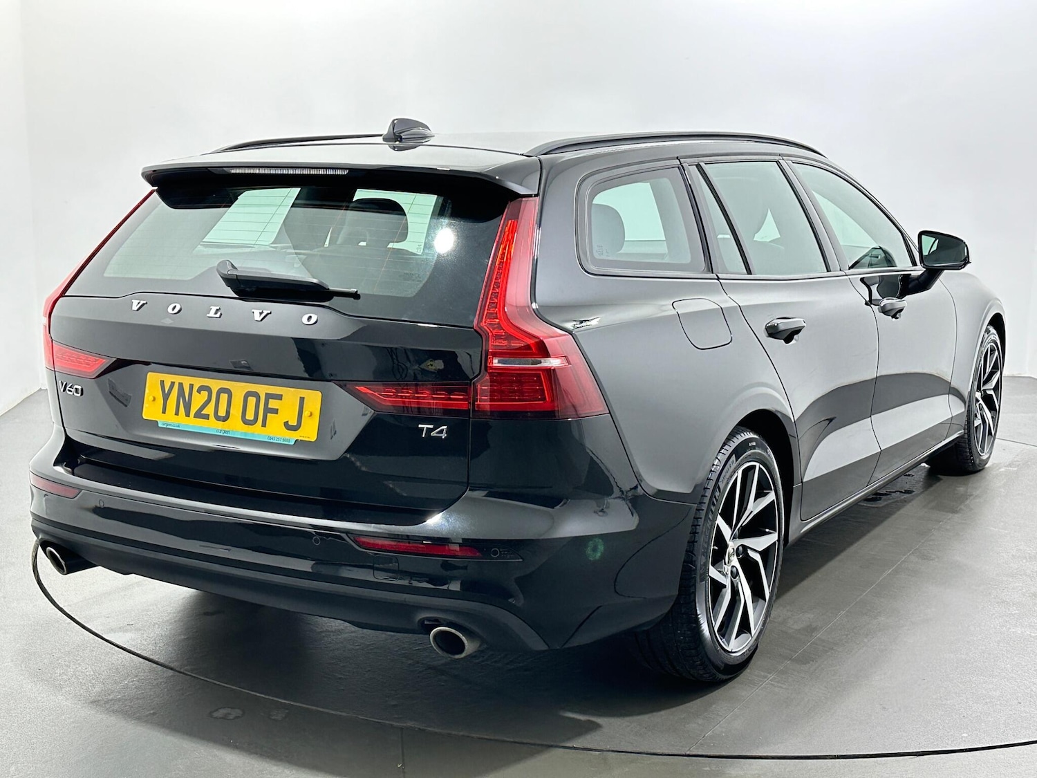 Used Volvo V60 2020 for sale - 77497109: Photo 8