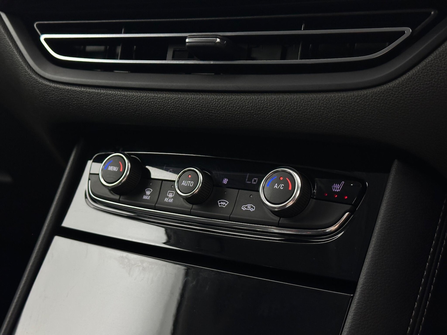 Used Vauxhall Grandland 2022 for sale - 76878833: Photo 22