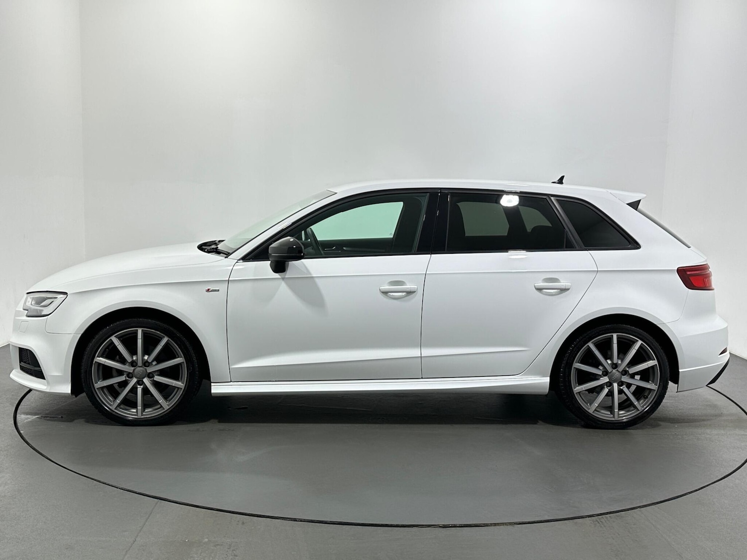 Used Audi A3 2020 for sale - 76878942: Photo 5