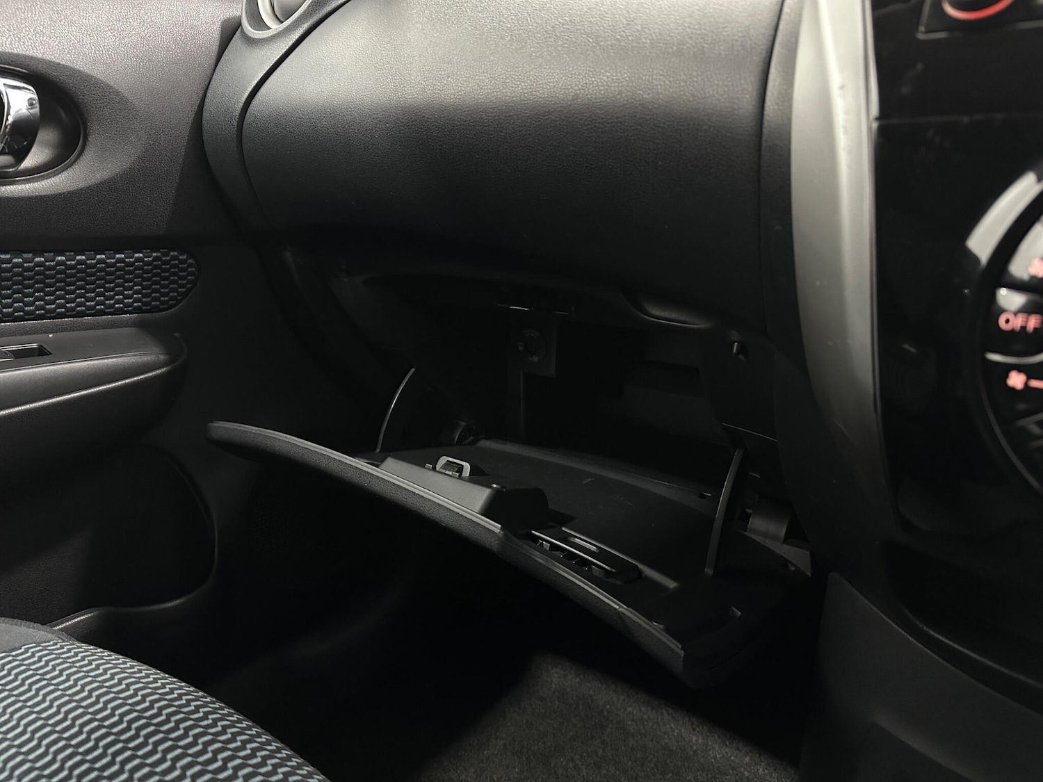 Used Nissan Note 2015 for sale - 76878580: Photo 23