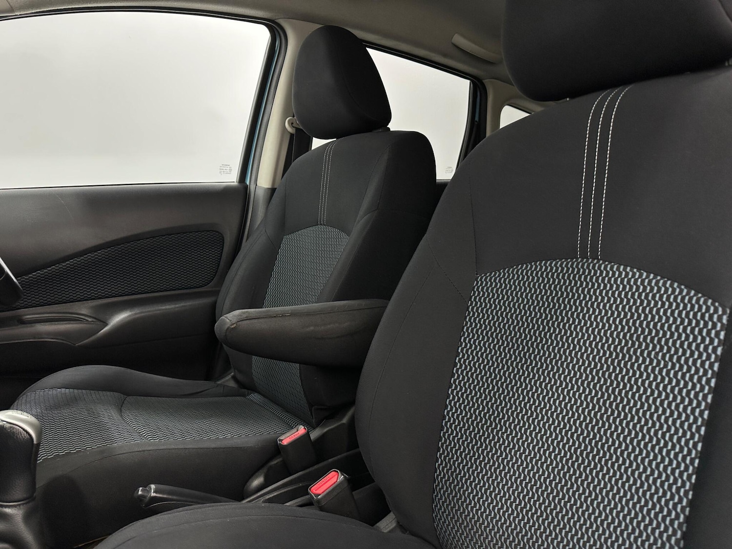 Used Nissan Note 2015 for sale - 76878580: Photo 31