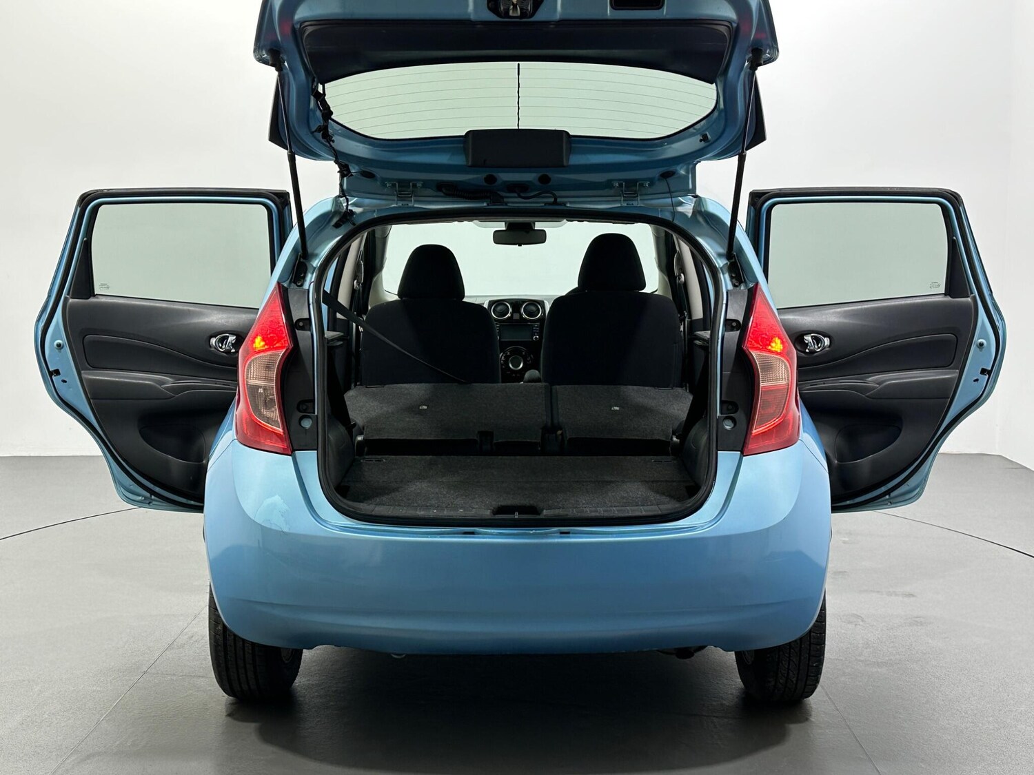 Used Nissan Note 2015 for sale - 76878580: Photo 41