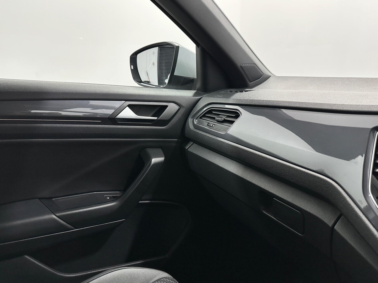 Used Volkswagen T-Roc for sale - 77709516: Photo 27