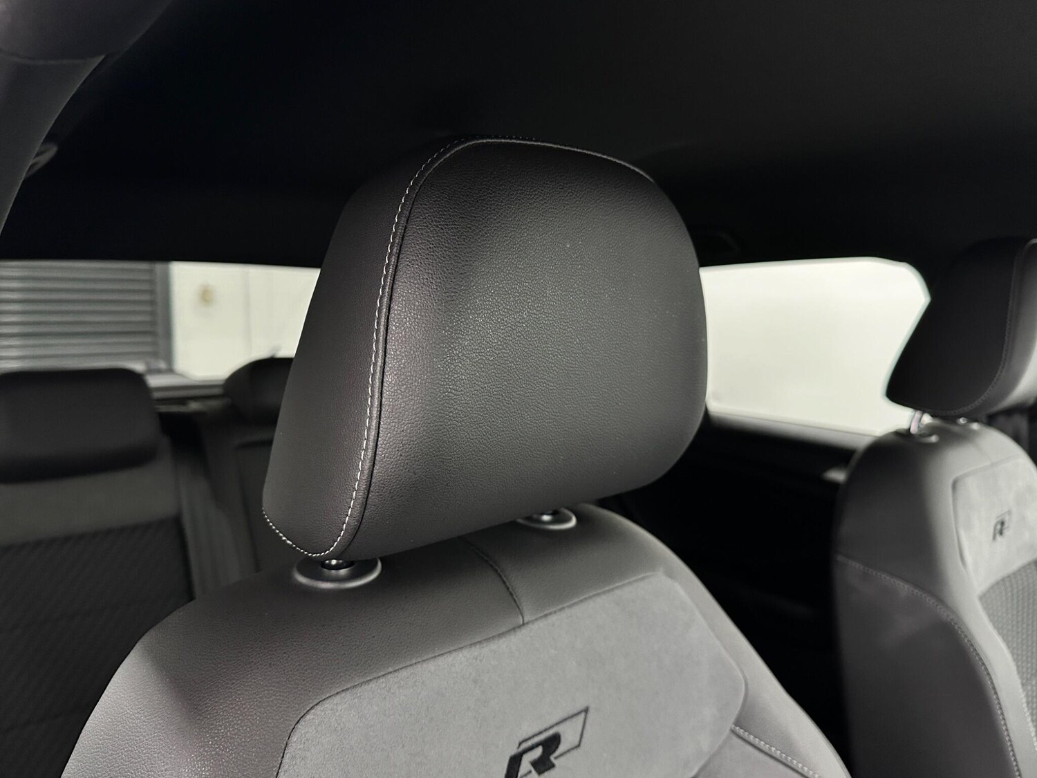 Used Volkswagen T-Roc for sale - 77709516: Photo 33