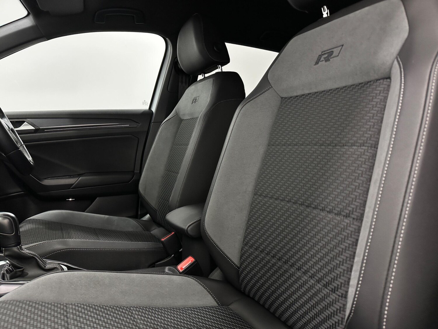 Used Volkswagen T-Roc for sale - 77709516: Photo 36